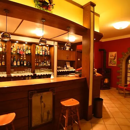 Hotel Bucaneve Pievepelago