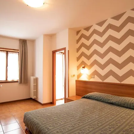 Bucaneve Hotel 3*